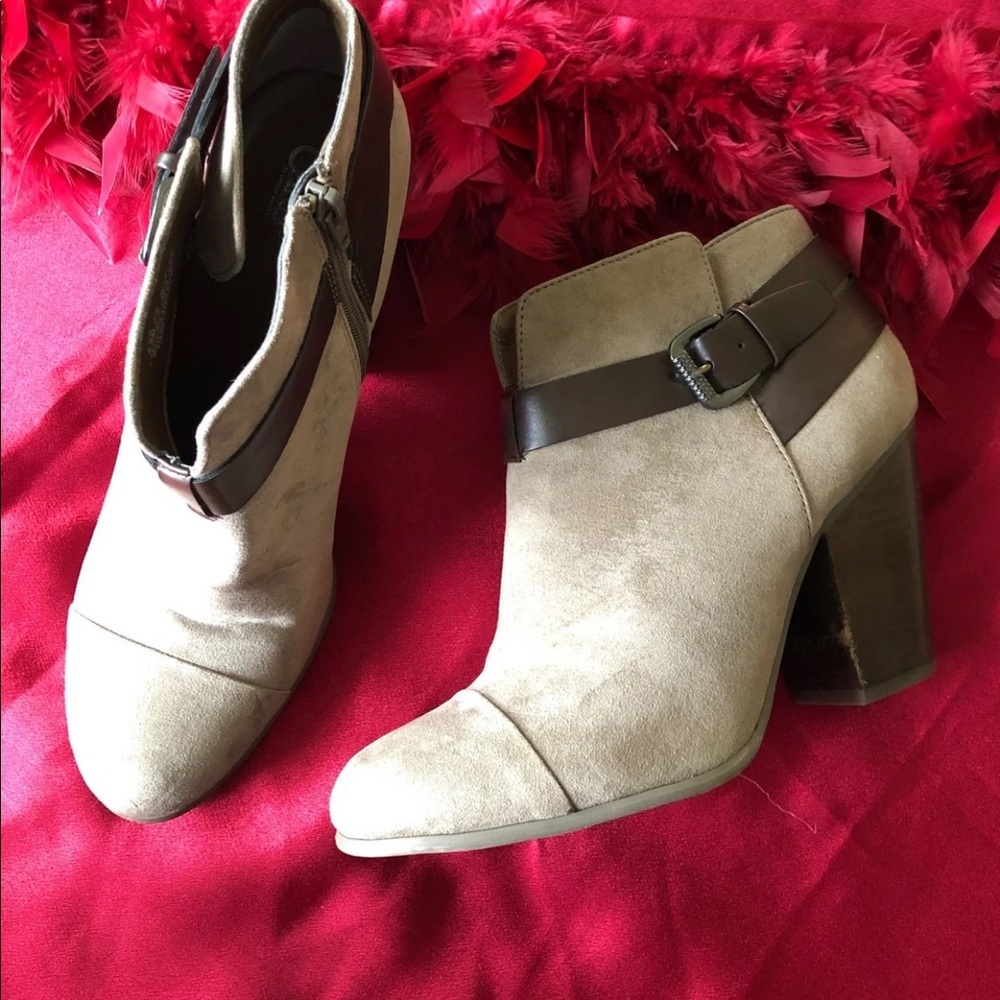 Cute CARLOS Harvest Ankle Booties